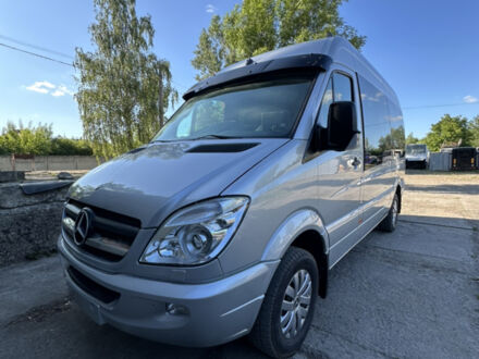 Сірий Мерседес Sprinter, об'ємом двигуна 3 л та пробігом 649 тис. км за 13500 $, фото 1 на Automoto.ua