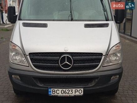 Серый Мерседес Sprinter, объемом двигателя 2.2 л и пробегом 960 тыс. км за 17000 $, фото 1 на Automoto.ua