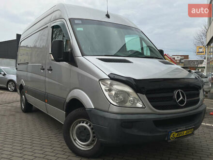 Сірий Мерседес Sprinter, об'ємом двигуна 2.1 л та пробігом 313 тис. км за 11700 $, фото 1 на Automoto.ua