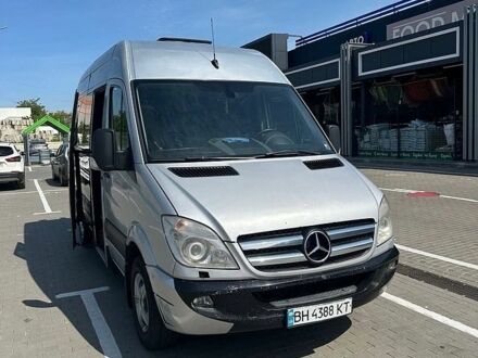 Серый Мерседес Sprinter, объемом двигателя 2.2 л и пробегом 889 тыс. км за 22800 $, фото 1 на Automoto.ua