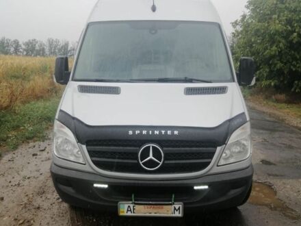 Серый Мерседес Sprinter, объемом двигателя 2 л и пробегом 400 тыс. км за 16300 $, фото 1 на Automoto.ua