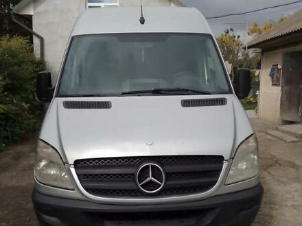 Мерседес Sprinter 2011 у Хотине на Automoto.ua Сірий Мерседес Sprinter, об'ємом двигуна 2.14 л та пробігом 495 тис. км за 17200 $, фото 1 на Automoto.ua