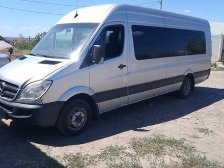 Сірий Мерседес Sprinter, об'ємом двигуна 2.99 л та пробігом 750 тис. км за 30000 $, фото 1 на Automoto.ua