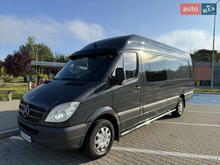 Серый Мерседес Sprinter, объемом двигателя 3 л и пробегом 450 тыс. км за 28999 $, фото 1 на Automoto.ua