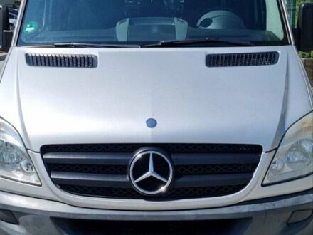 Серый Мерседес Sprinter, объемом двигателя 2.1 л и пробегом 447 тыс. км за 21700 $, фото 1 на Automoto.ua
