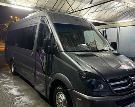 Сірий Мерседес Sprinter, об'ємом двигуна 3.3 л та пробігом 800 тис. км за 26500 $, фото 1 на Automoto.ua
