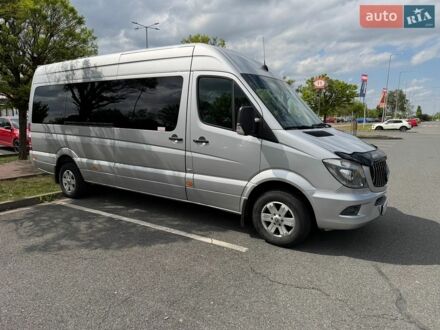 Серый Мерседес Sprinter, объемом двигателя 3 л и пробегом 807 тыс. км за 24500 $, фото 1 на Automoto.ua