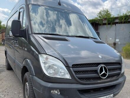 Сірий Мерседес Sprinter, об'ємом двигуна 2.15 л та пробігом 295 тис. км за 17000 $, фото 1 на Automoto.ua