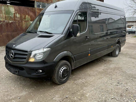 Серый Мерседес Sprinter, объемом двигателя 3 л и пробегом 254 тыс. км за 33800 $, фото 1 на Automoto.ua