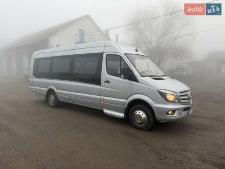 Серый Мерседес Sprinter, объемом двигателя 2.2 л и пробегом 499 тыс. км за 42900 $, фото 1 на Automoto.ua