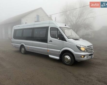 Серый Мерседес Sprinter, объемом двигателя 2.2 л и пробегом 499 тыс. км за 42900 $, фото 1 на Automoto.ua