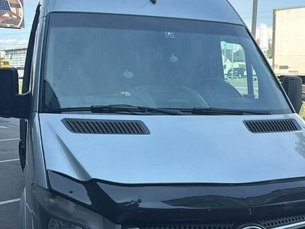 Серый Мерседес Sprinter, объемом двигателя 2.14 л и пробегом 777 тыс. км за 21500 $, фото 1 на Automoto.ua