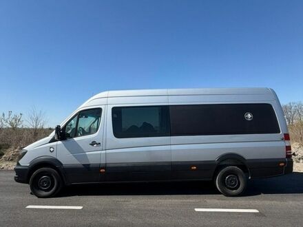Серый Мерседес Sprinter, объемом двигателя 2.2 л и пробегом 330 тыс. км за 21999 $, фото 1 на Automoto.ua