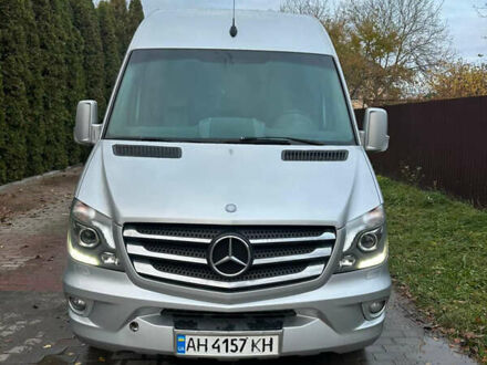 Серый Мерседес Sprinter, объемом двигателя 2.99 л и пробегом 380 тыс. км за 45000 $, фото 1 на Automoto.ua