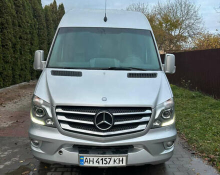 Серый Мерседес Sprinter, объемом двигателя 2.99 л и пробегом 380 тыс. км за 45000 $, фото 1 на Automoto.ua