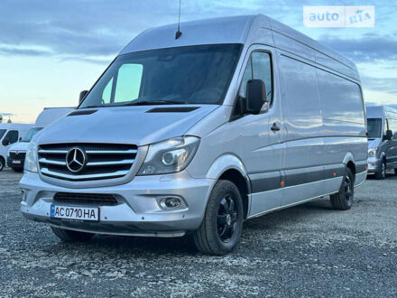 Серый Мерседес Sprinter, объемом двигателя 2.1 л и пробегом 322 тыс. км за 24900 $, фото 1 на Automoto.ua