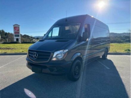 Серый Мерседес Sprinter, объемом двигателя 3 л и пробегом 76 тыс. км за 10500 $, фото 1 на Automoto.ua