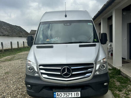 Серый Мерседес Sprinter, объемом двигателя 2.14 л и пробегом 511 тыс. км за 28300 $, фото 1 на Automoto.ua