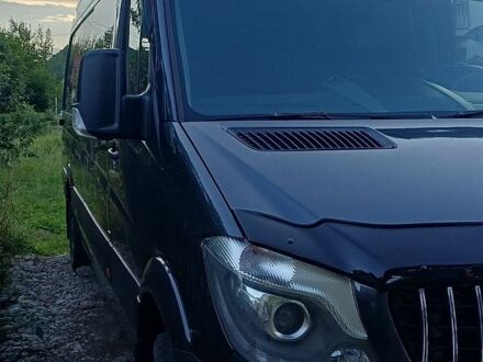 Серый Мерседес Sprinter, объемом двигателя 3 л и пробегом 650 тыс. км за 15900 $, фото 1 на Automoto.ua