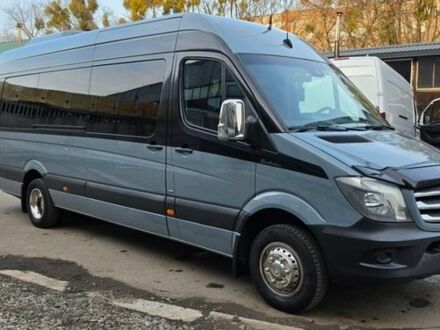 Серый Мерседес Sprinter, объемом двигателя 3 л и пробегом 419 тыс. км за 56700 $, фото 1 на Automoto.ua