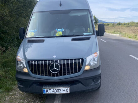 Серый Мерседес Sprinter, объемом двигателя 2.3 л и пробегом 445 тыс. км за 28000 $, фото 1 на Automoto.ua