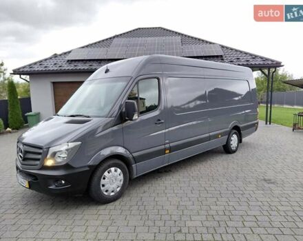 Серый Мерседес Sprinter, объемом двигателя 3 л и пробегом 426 тыс. км за 32000 $, фото 1 на Automoto.ua