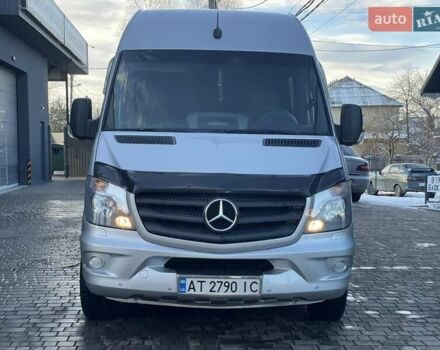 Серый Мерседес Sprinter, объемом двигателя 0 л и пробегом 400 тыс. км за 26888 $, фото 1 на Automoto.ua