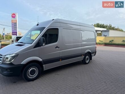 Серый Мерседес Sprinter, объемом двигателя 0 л и пробегом 331 тыс. км за 22500 $, фото 1 на Automoto.ua