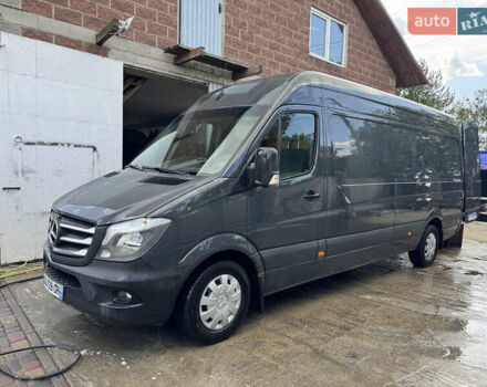 Серый Мерседес Sprinter, объемом двигателя 2.2 л и пробегом 280 тыс. км за 21990 $, фото 1 на Automoto.ua