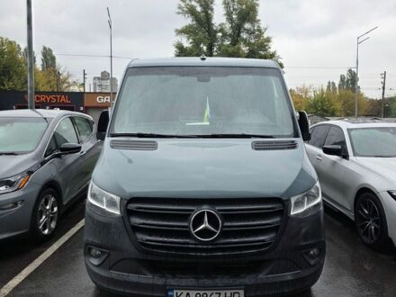 Серый Мерседес Sprinter, объемом двигателя 2.1 л и пробегом 348 тыс. км за 25300 $, фото 1 на Automoto.ua