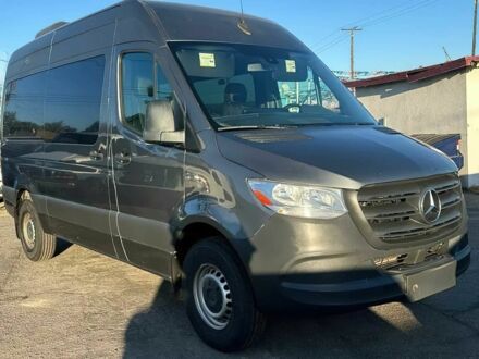 Мерседес Sprinter 2019 у Мукачеве на Automoto.ua Сірий Мерседес Sprinter, об'ємом двигуна 3 л та пробігом 50 тис. км за 15000 $, фото 1 на Automoto.ua