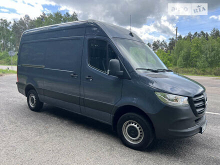 Серый Мерседес Sprinter, объемом двигателя 3 л и пробегом 115 тыс. км за 26900 $, фото 1 на Automoto.ua