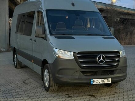 Серый Мерседес Sprinter, объемом двигателя 2.14 л и пробегом 393 тыс. км за 32350 $, фото 1 на Automoto.ua
