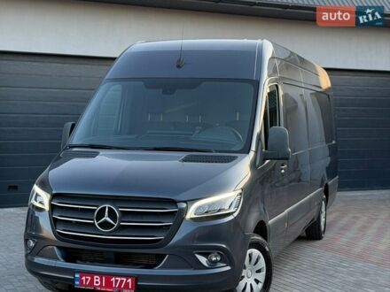 Серый Мерседес Sprinter, объемом двигателя 2.99 л и пробегом 392 тыс. км за 32450 $, фото 1 на Automoto.ua