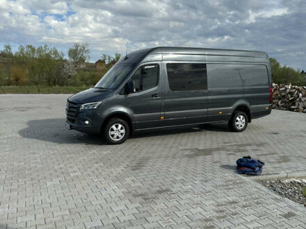 Сірий Мерседес Sprinter, об'ємом двигуна 3 л та пробігом 242 тис. км за 48317 $, фото 1 на Automoto.ua