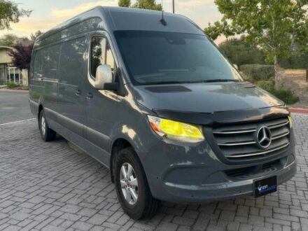 Мерседес Sprinter 2020 у Луцьку на Automoto.ua Сірий Мерседес Sprinter, об'ємом двигуна 3 л та пробігом 35 тис. км за 20400 $, фото 1 на Automoto.ua