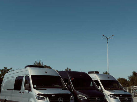 Серый Мерседес Sprinter, объемом двигателя 2.99 л и пробегом 118 тыс. км за 76046 $, фото 1 на Automoto.ua