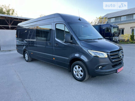 Серый Мерседес Sprinter, объемом двигателя 1.95 л и пробегом 200 тыс. км за 46500 $, фото 1 на Automoto.ua