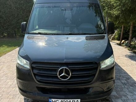 Серый Мерседес Sprinter, объемом двигателя 2.14 л и пробегом 98 тыс. км за 31700 $, фото 1 на Automoto.ua