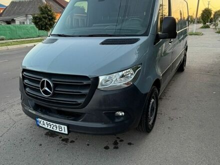 Серый Мерседес Sprinter, объемом двигателя 1.95 л и пробегом 283 тыс. км за 23900 $, фото 1 на Automoto.ua