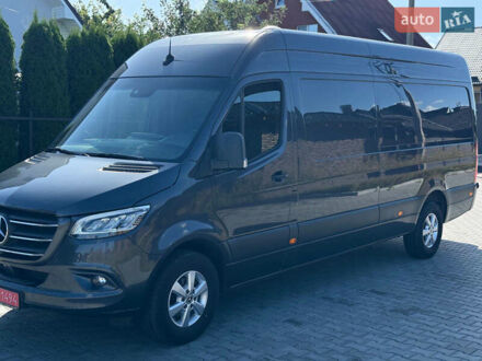 Серый Мерседес Sprinter, объемом двигателя 2 л и пробегом 234 тыс. км за 38900 $, фото 1 на Automoto.ua
