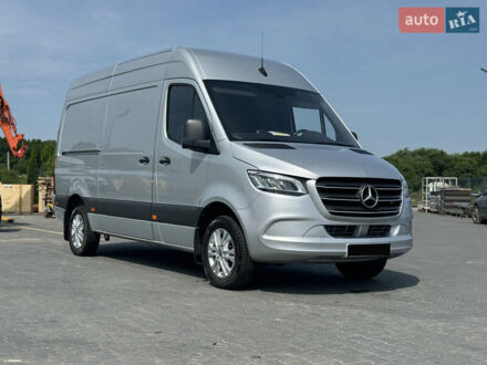 Мерседес Sprinter 2023 в Львове на Automoto.ua Серый Мерседес Sprinter, объемом двигателя 2 л и пробегом 13 тыс. км за 54035 $, фото 1 на Automoto.ua