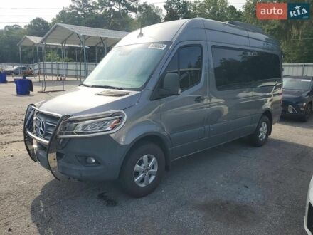 Серый Мерседес Sprinter, объемом двигателя 2 л и пробегом 37 тыс. км за 10000 $, фото 1 на Automoto.ua