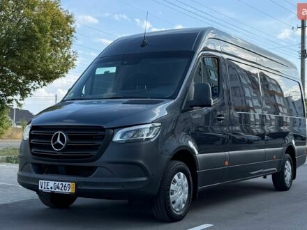 Серый Мерседес Sprinter, объемом двигателя 0 л и пробегом 220 тыс. км за 35500 $, фото 1 на Automoto.ua