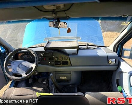 Мерседес Sprinter 1998 в Харькове на Automoto.ua Синий Мерседес Sprinter, объемом двигателя 2.9 л и пробегом 500 тыс. км за 9600 $, фото 10 на Automoto.ua