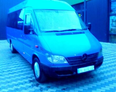 Синий Мерседес Sprinter, объемом двигателя 2.1 л и пробегом 400 тыс. км за 9300 $, фото 1 на Automoto.ua
