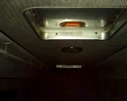 Синий Мерседес Sprinter, объемом двигателя 2.1 л и пробегом 400 тыс. км за 9300 $, фото 2 на Automoto.ua