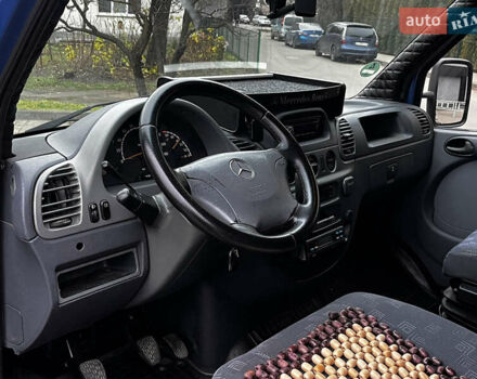 Синій Мерседес Sprinter, об'ємом двигуна 2.69 л та пробігом 492 тис. км за 12300 $, фото 10 на Automoto.ua