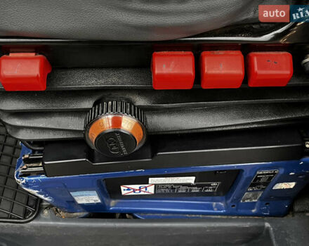 Синій Мерседес Sprinter, об'ємом двигуна 2.69 л та пробігом 492 тис. км за 12300 $, фото 12 на Automoto.ua