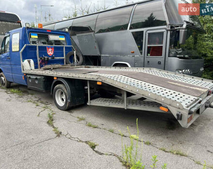 Синий Мерседес Sprinter, объемом двигателя 2.15 л и пробегом 800 тыс. км за 15000 $, фото 7 на Automoto.ua